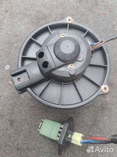 Моторчик печки Geely Mk mk Cross мотор