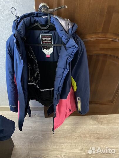 Горнолыжный костюм женский