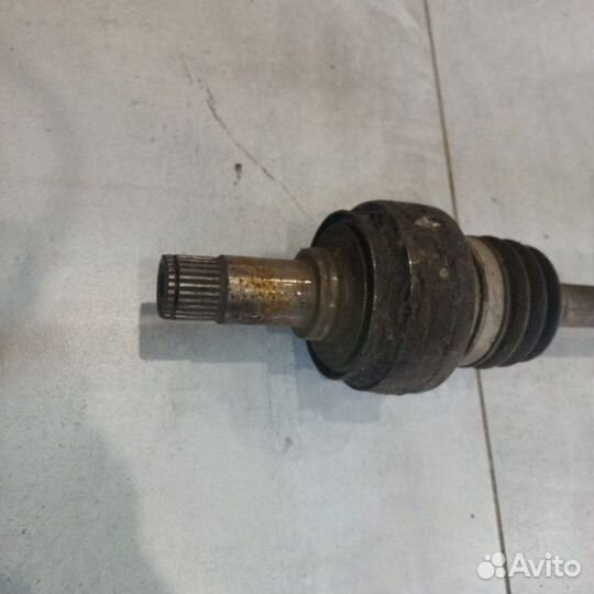 Привод задний левый Mercedes-Benz C-Class W203