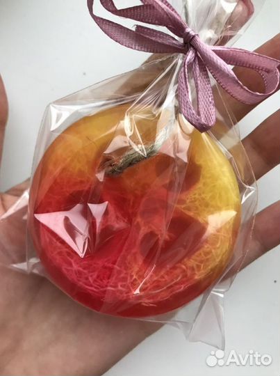 Мыло ручной работы с люфой