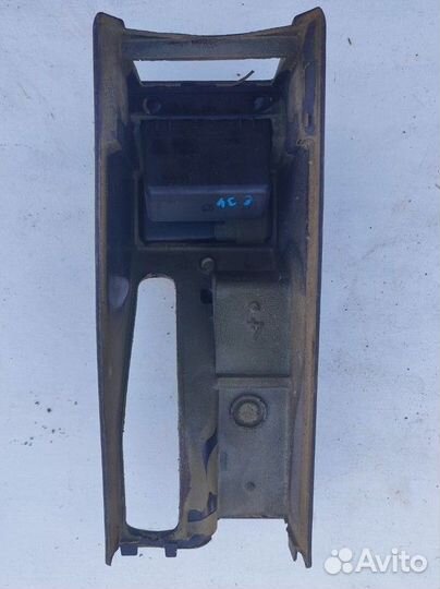 Накладка центральной консоли BMW E34