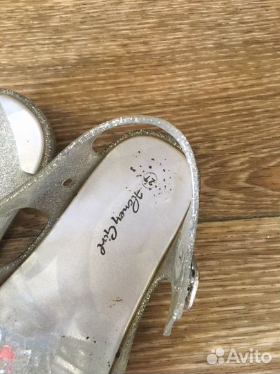 Сандали для девочки