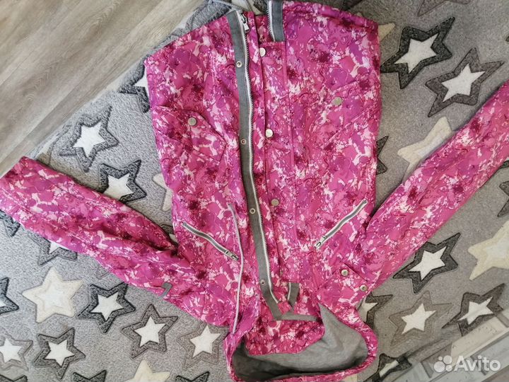 Куртки на девочку