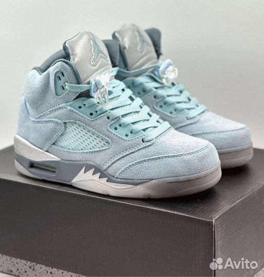 Nike Air Jordan 5 Retro