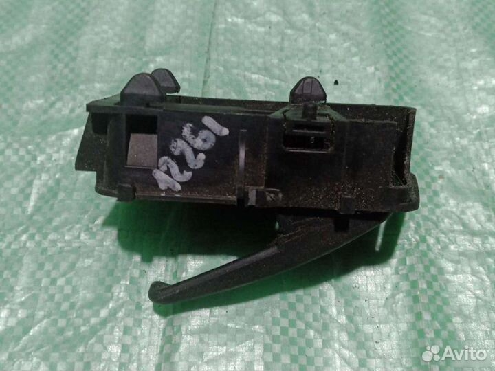 Ручка двери левая Volkswagen Passat B3 седан 2.0