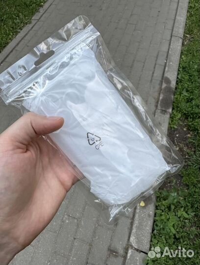 Чехол на Apple iPhone 14 Pro прозрачный