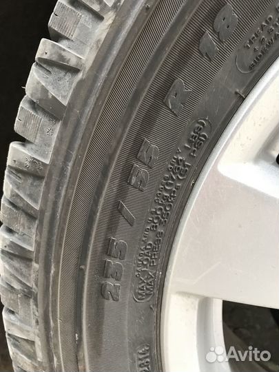 Michelin Latitude Cross 235/55 R18