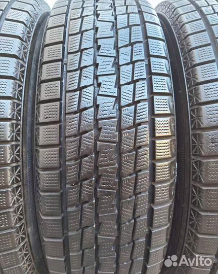 Goodyear Ice Navi SUV 225/65 R17 102Q