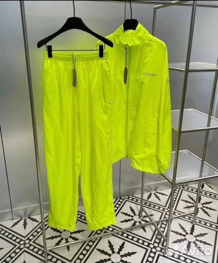 Спортивный костюм женский новый