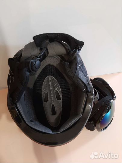 Шлем горнолыжный Salomon и очки