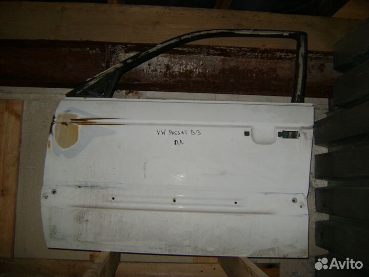 Дверь передняя левая Пассат Б3 выбор цвета