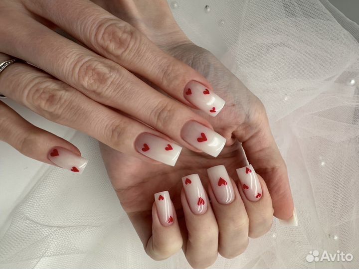 Маникюр/педикюр/наращивание ногтей в салоне