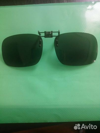 Солнцезащитные очки мужские