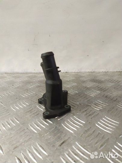 Корпус термостата Ford Focus хэтчбек 1.6 shda 2007