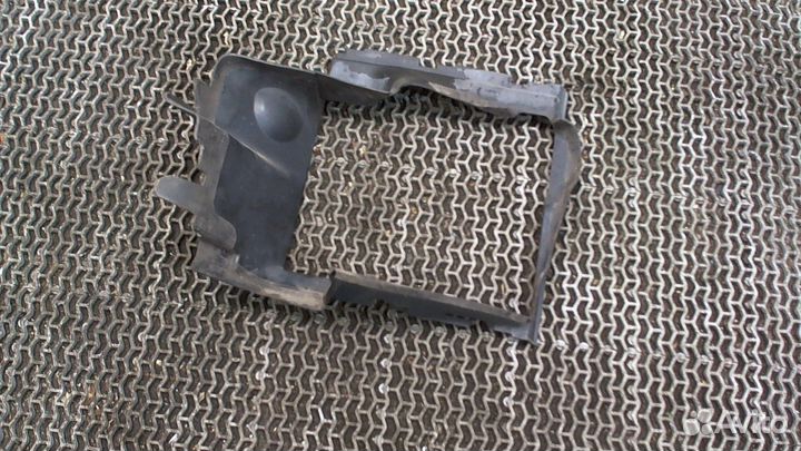 Кожух радиатора интеркулера Audi Q7, 2011