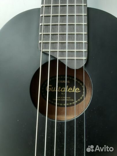 Travel гитара guitalele Yamaha GL1 чёрная