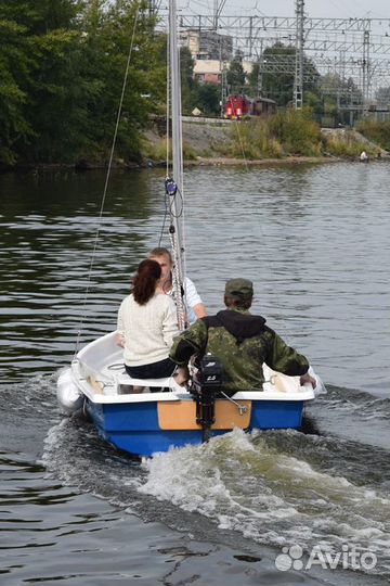 Пластиковая лодка Виза Комби - 395