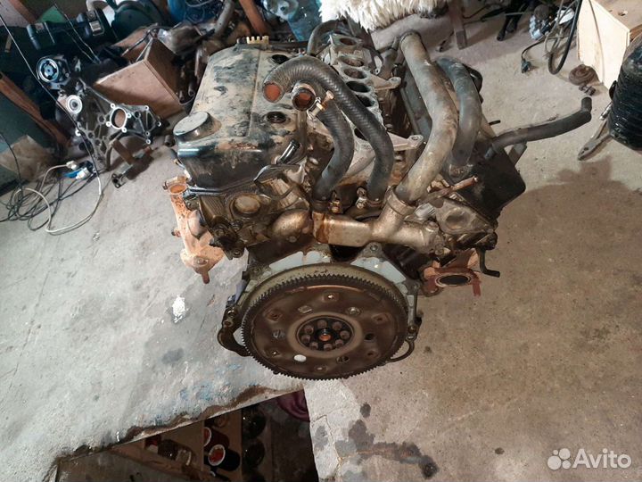 Мотор 6g74 разобран