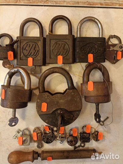 Коллекция старинных замков