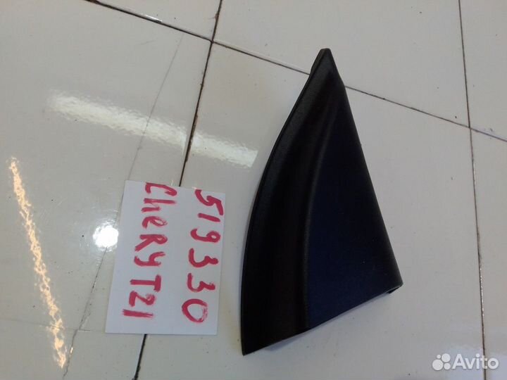 Накладка двери передняя правая (Chery Tiggo 5)