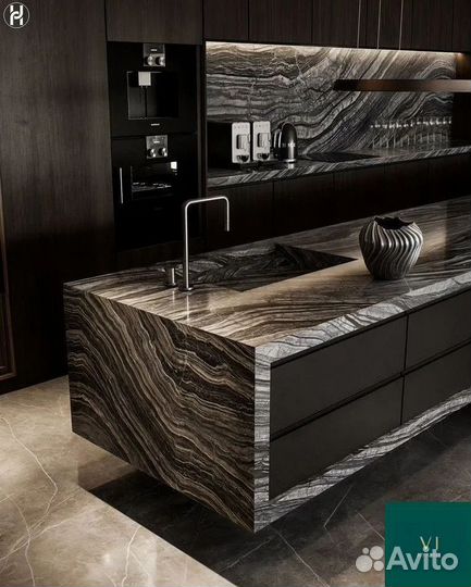 Стильный кухонный гарнитур