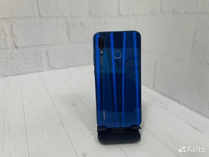 HUAWEI P20 Lite, 4/64 ГБ