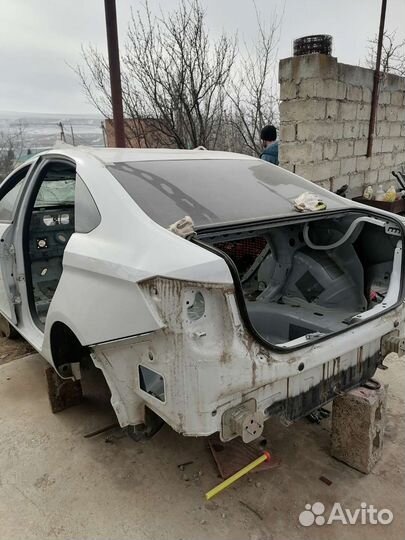 Кузов на Весту