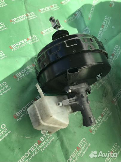 Усилитель тормозов вакуумный Mercedes-Benz W204