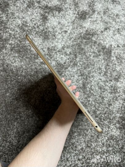 iPad Pro 12,9 (2015) 128gb Wi-Fi (200+ отзывов)