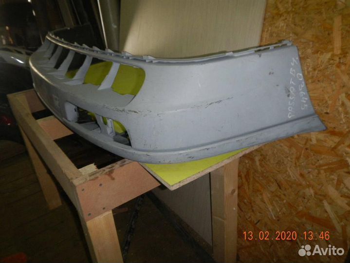 Бампер передний VW Passat (B4) 1994-1996