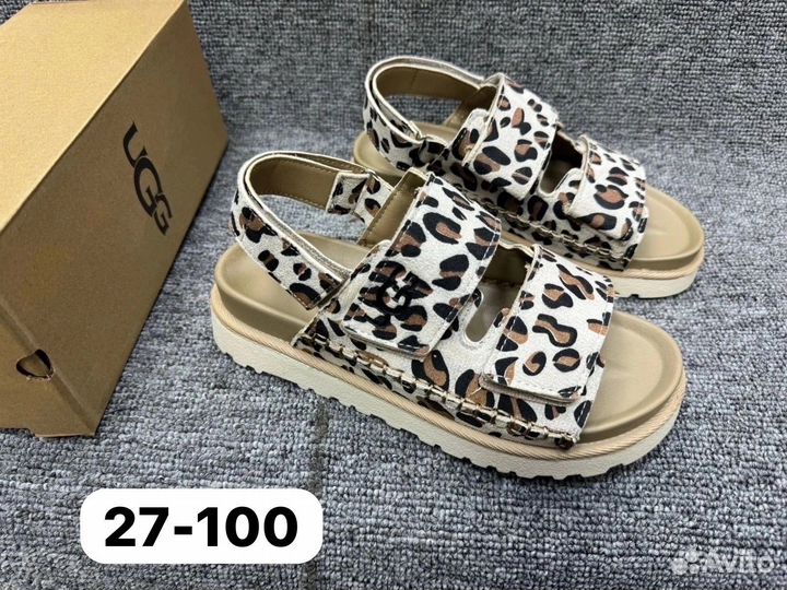 Сандалии женские