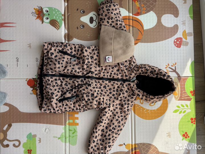 Куртка и сапоги доя девочки