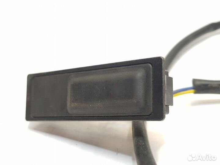 Кнопка открывания багажника Nissan Juke HR16DE