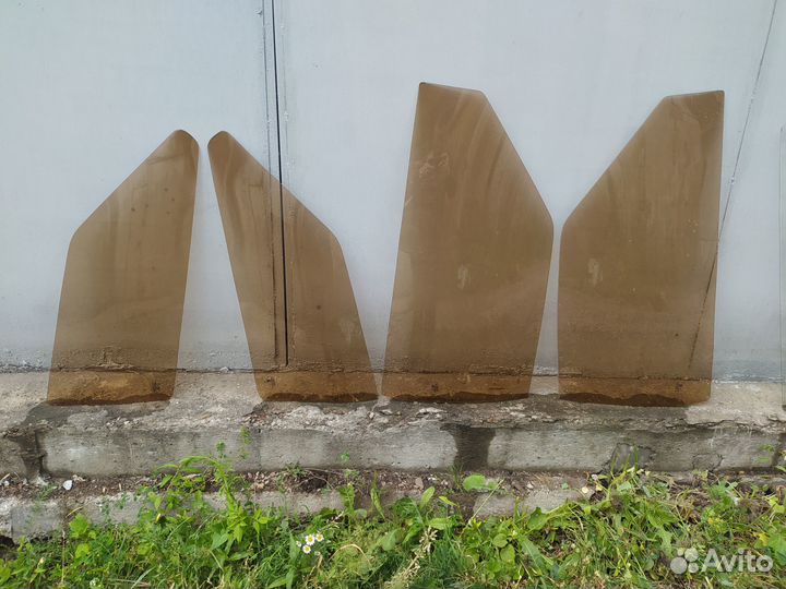 Комплект боковых стекол ваз2108.новые.BOR