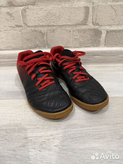 Футзалки бутсы декатлон kipsta 32