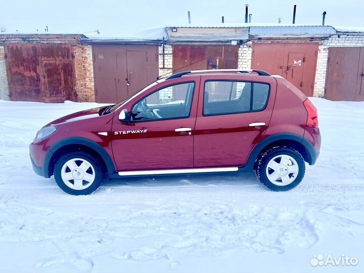 Renault Sandero Stepway 1.6 МТ, 2013, 68 636 км