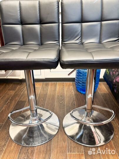 Барный стул