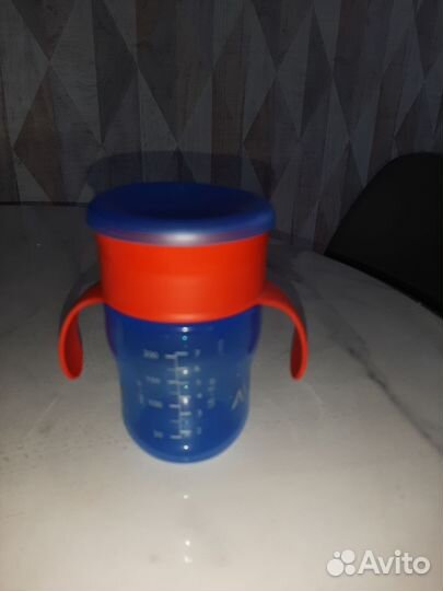 Поильник непроливайка avent