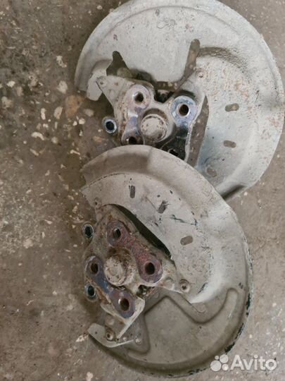 Цапфа задняя Renault Fluence седан M4R 2011