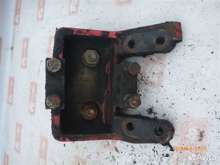 Кронштейн рессоры передний левый Daf Cf 85