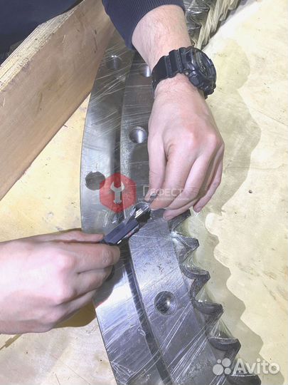 Поворотный круг JS200LC JRB0017