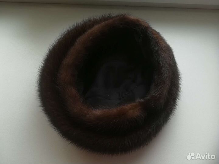 Берет женский норковый