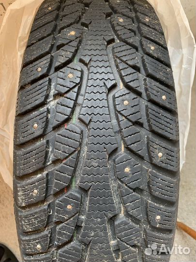 Ecovision W-686 235/65 R17 104