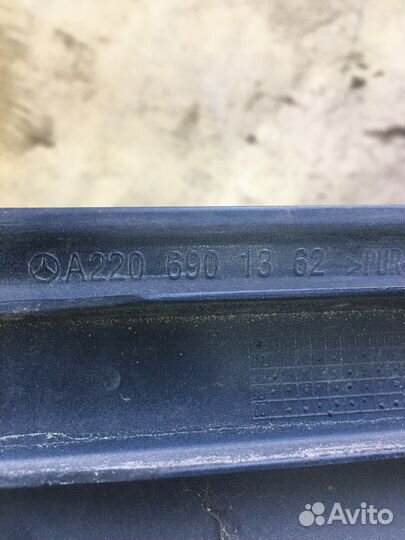 Молдинг двери задней левой Mercedes S430L W220