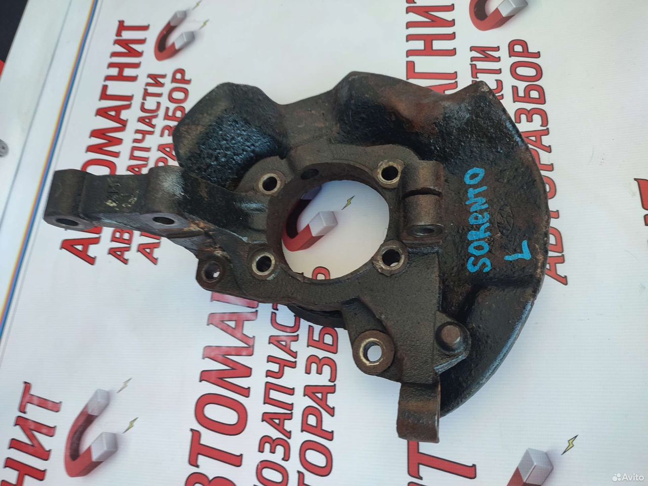 Кулак поворотный левый цапфа Киа Соренто 2 09-12г