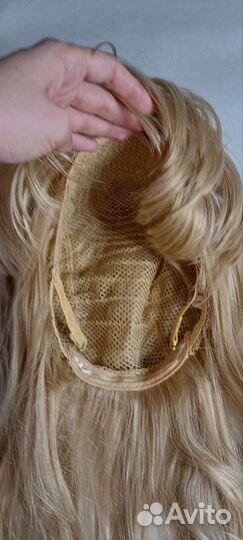 Парик светлый с челкой