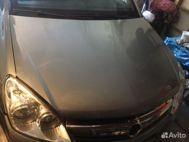 Опель астра Н 2014 года в разбор на запчасти