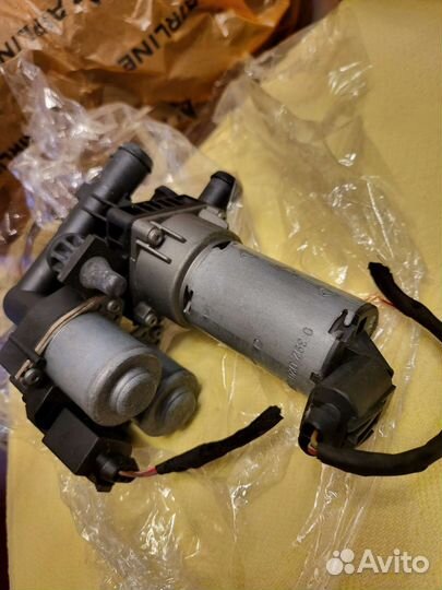 Рециркуляуионный насос отопителя с клапанами w220