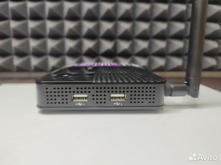 Wi-Fi роутер zyxel keenetik giga II