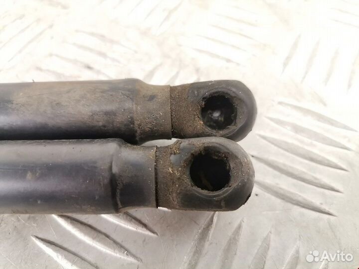 Амортизатор для Hyundai-KIA Tucson 1